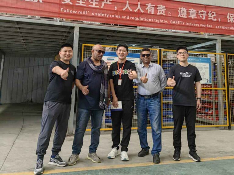 vegetable production line customer group photo