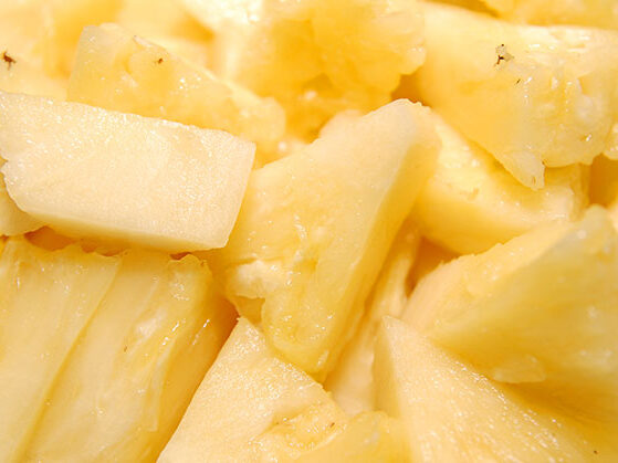 pineapple fruit slice